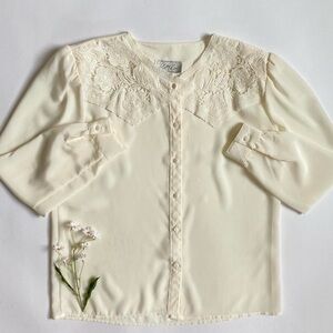 SOLDVintage cream blouse w/floral collarSOLD